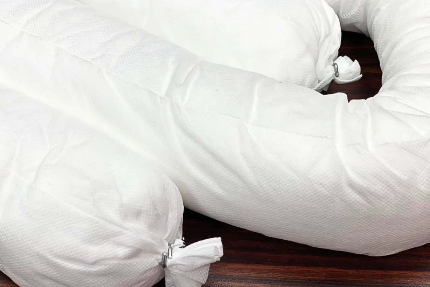 Oil-Based Absorbent Boom